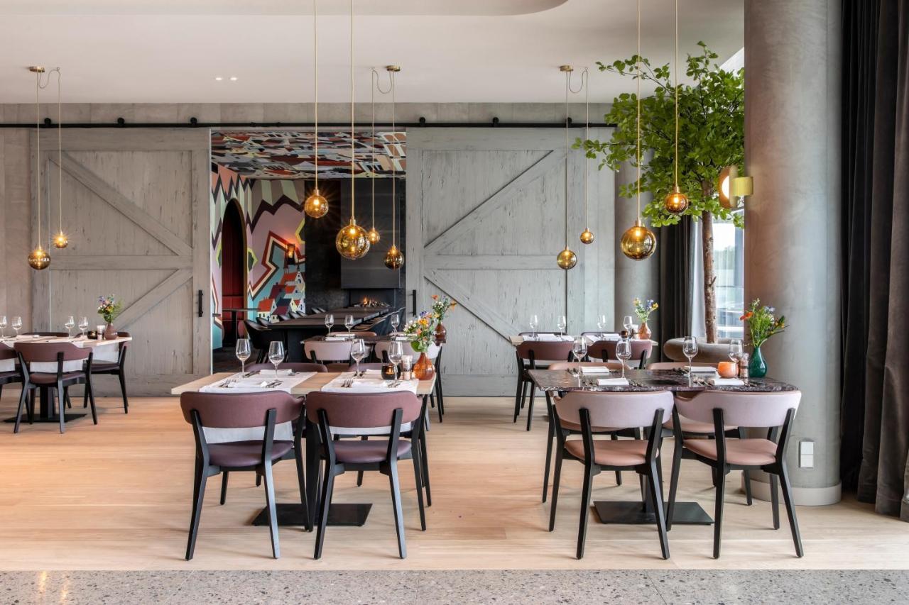 Van Der Valk Hotel Deventer Bagian luar foto